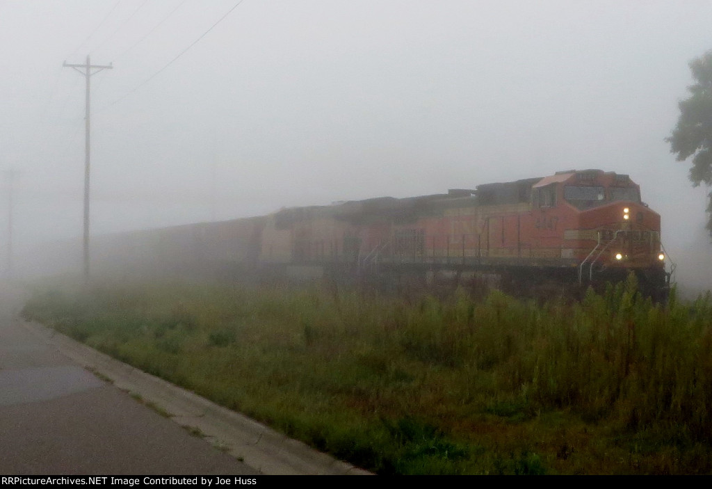 BNSF 4447 West